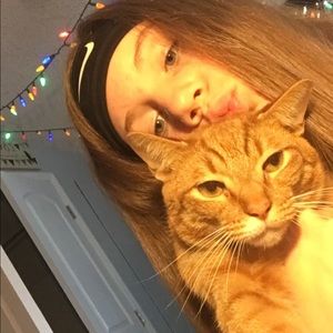 Meet your Posher, Hailey